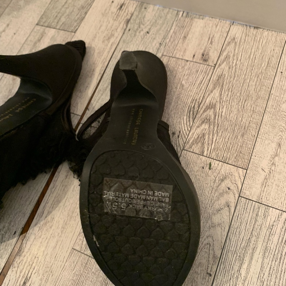 Chinese Laundry Black Lace and Ruffle Slingback Stilettos. - Picture 7 of 7